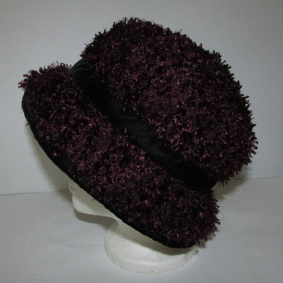 Eyelash Textured Cloche Hat - Picture 1 of 6